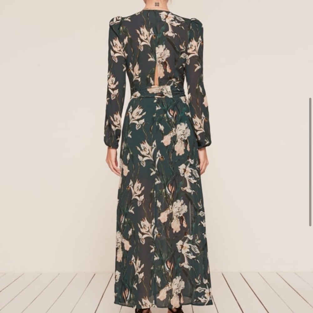 REFORMATION x HOUSE OF HACKNEY
Eteris Mayfair Dress in Navy - Size 4 - Picture 4 of 10